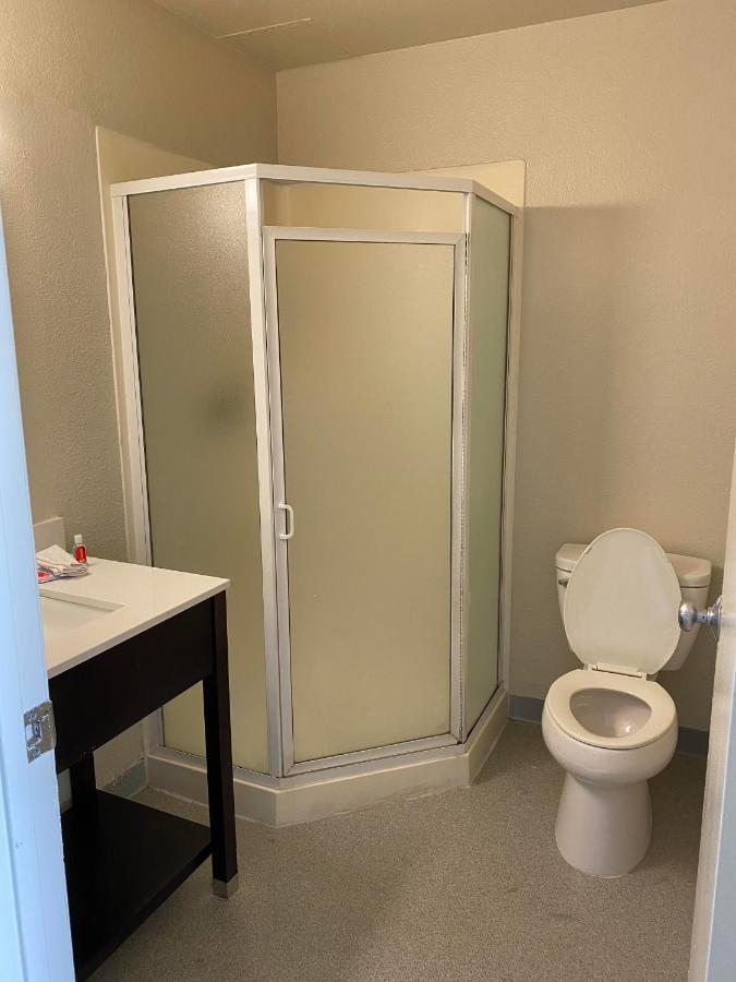 Econo Lodge Stockton Near I-5 Fairgrounds Экстерьер фото