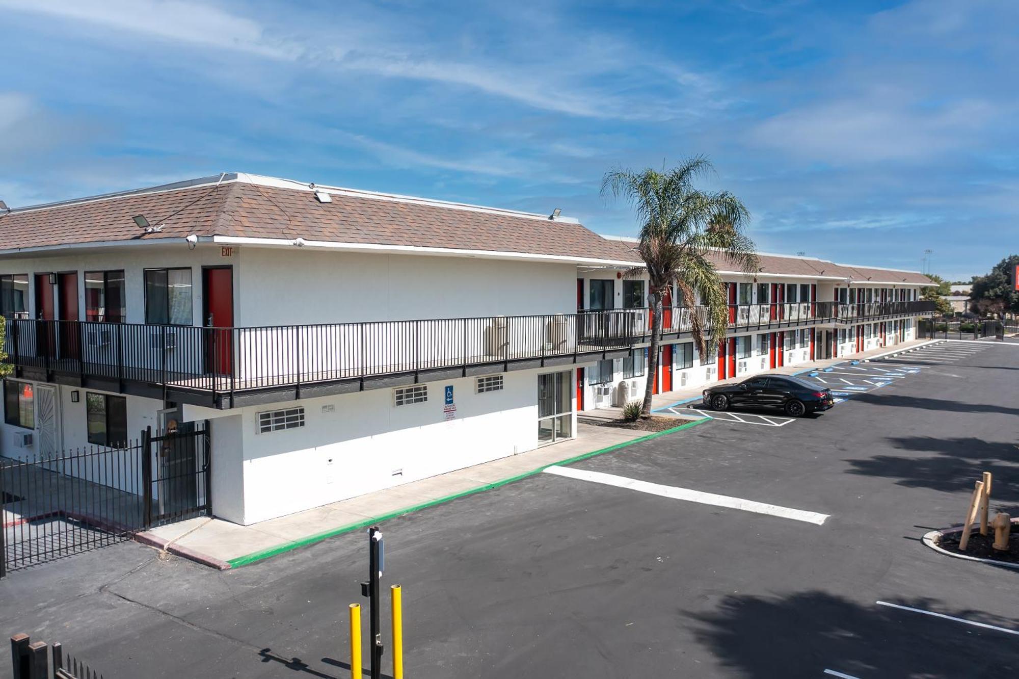 Econo Lodge Stockton Near I-5 Fairgrounds Экстерьер фото