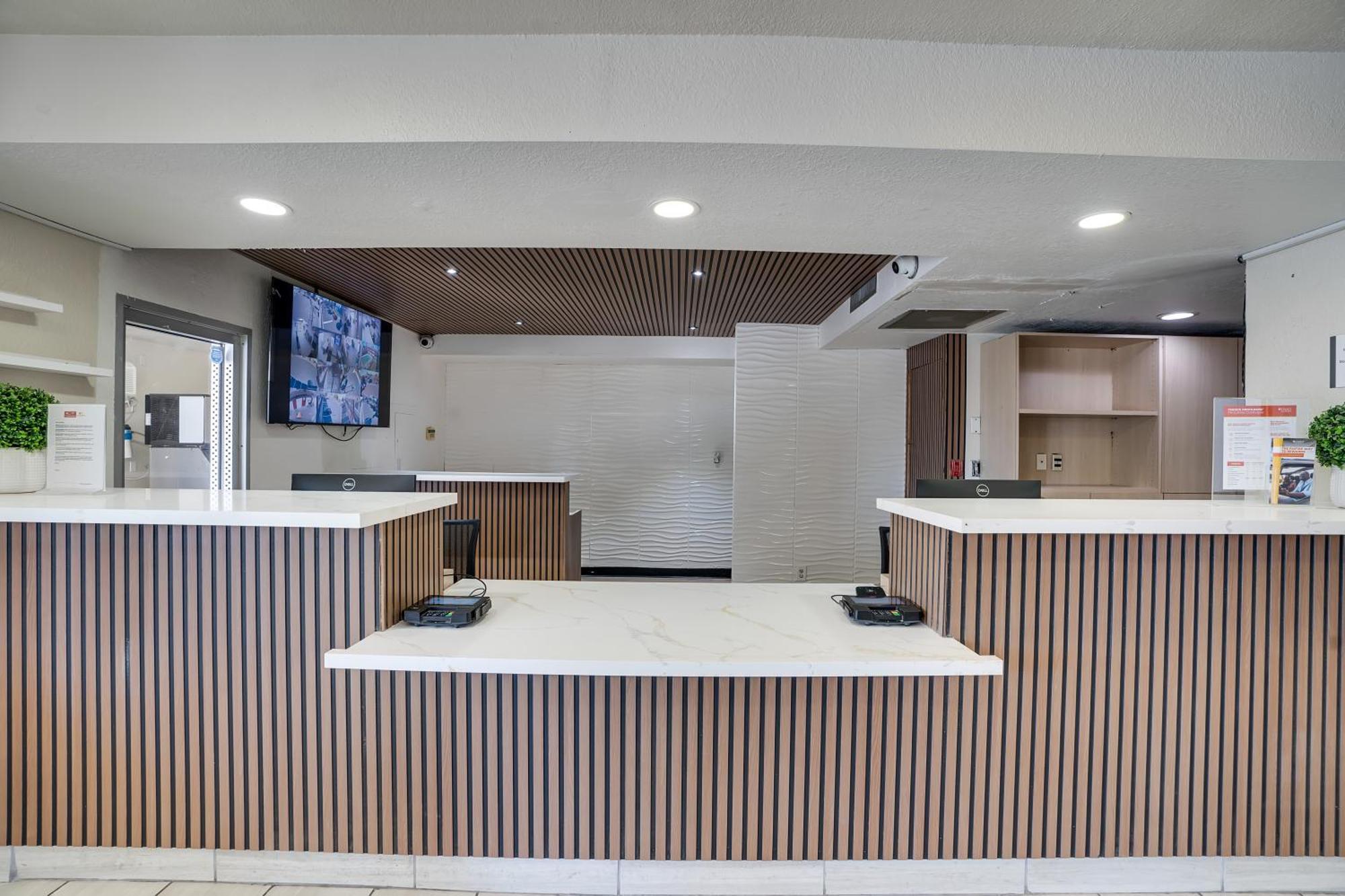 Econo Lodge Stockton Near I-5 Fairgrounds Экстерьер фото