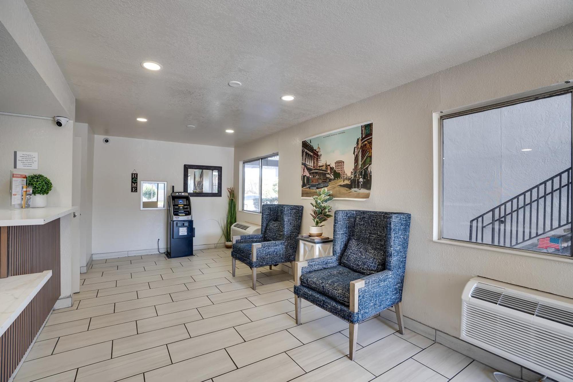 Econo Lodge Stockton Near I-5 Fairgrounds Экстерьер фото