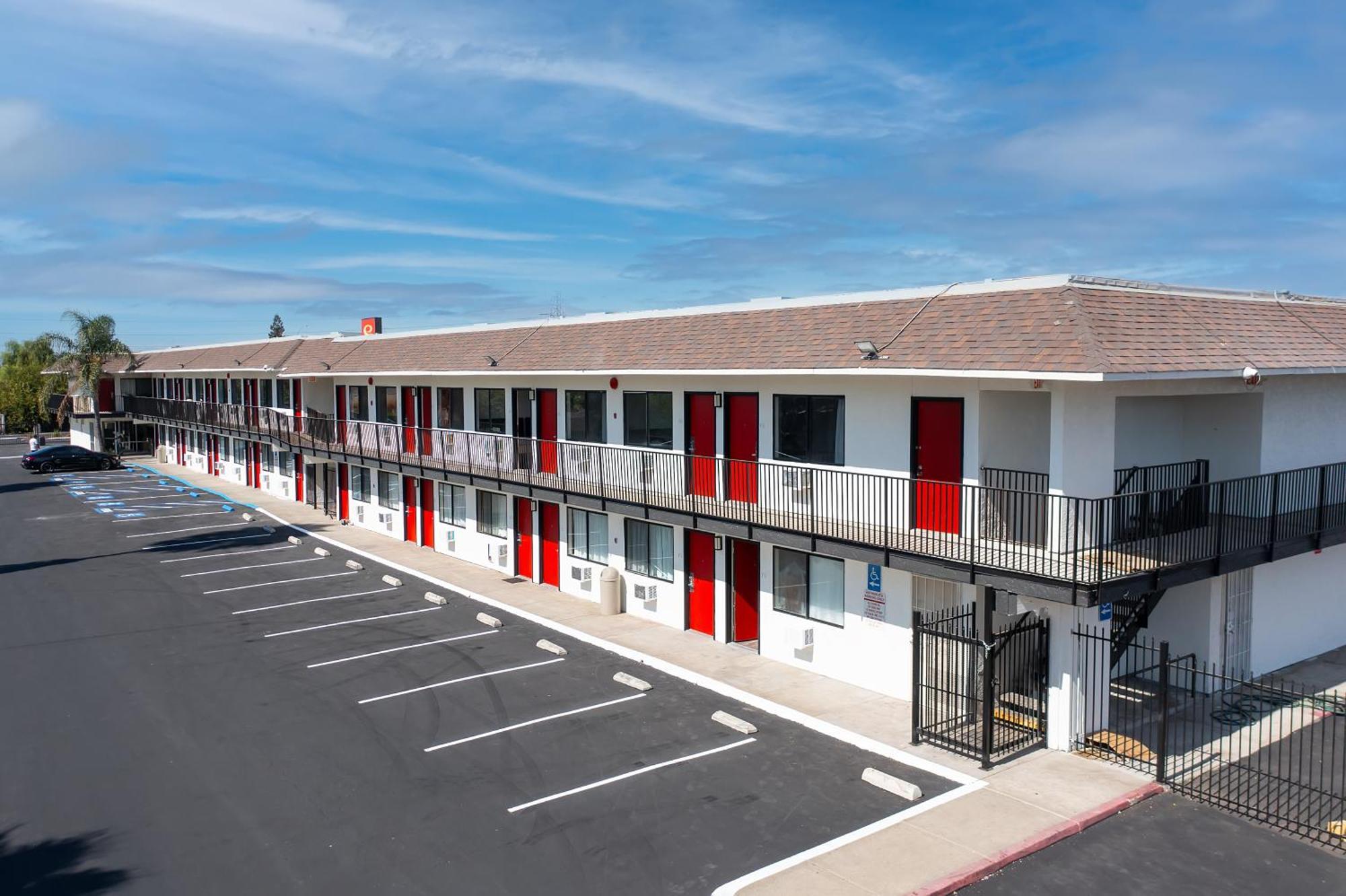 Econo Lodge Stockton Near I-5 Fairgrounds Экстерьер фото