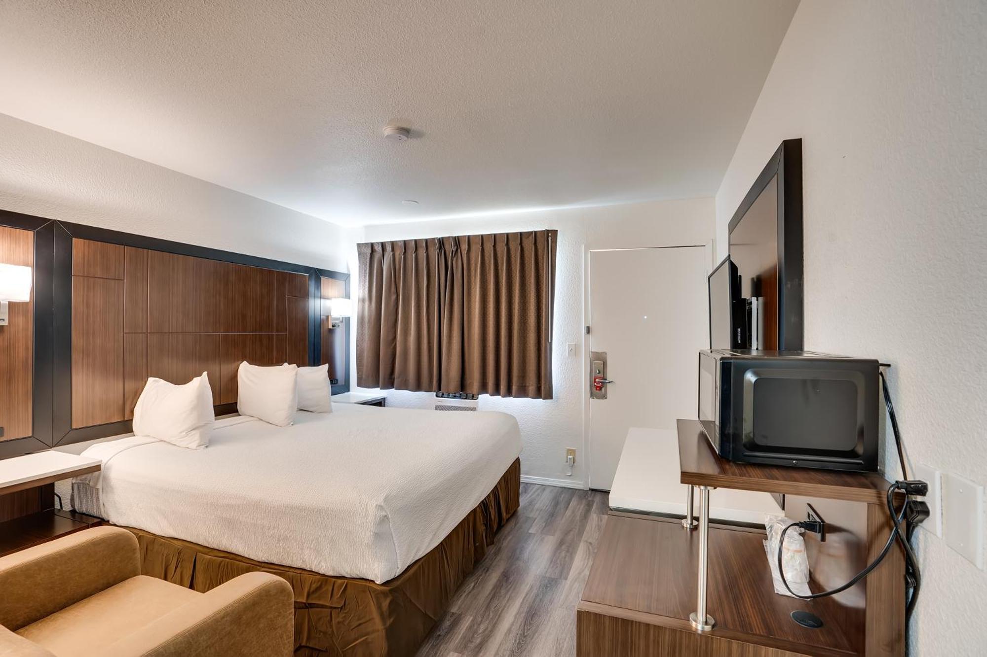 Econo Lodge Stockton Near I-5 Fairgrounds Экстерьер фото