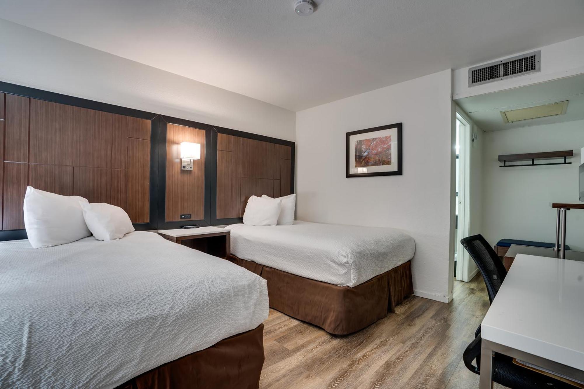 Econo Lodge Stockton Near I-5 Fairgrounds Экстерьер фото