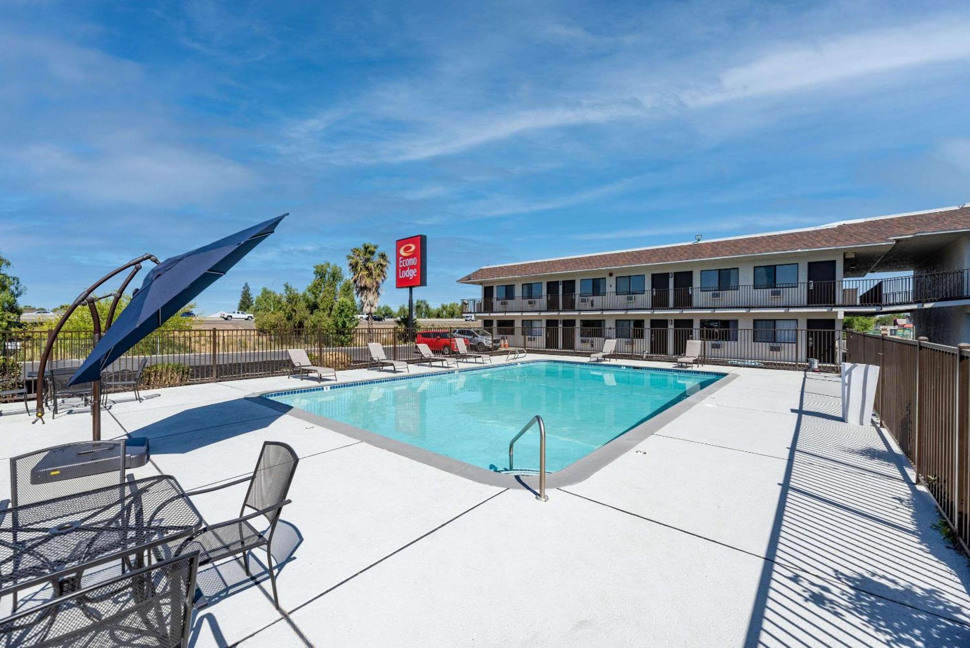 Econo Lodge Stockton Near I-5 Fairgrounds Экстерьер фото