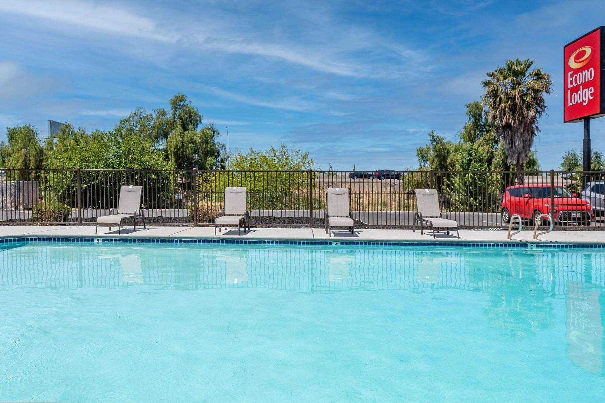 Econo Lodge Stockton Near I-5 Fairgrounds Экстерьер фото